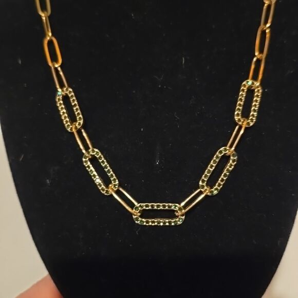 PAPERCLIP NECKLACE, 316 S Steel! Emerald Rhinestones, NWOT! - Picture 4 of 6